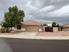 Building Photo - 14930 N Gil Balcome Ct