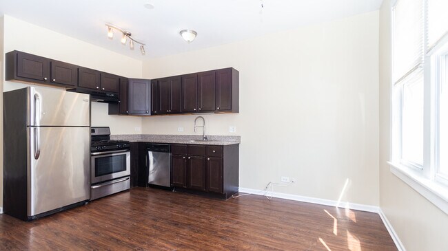 Foto del edificio - 1544 W Wabansia Ave