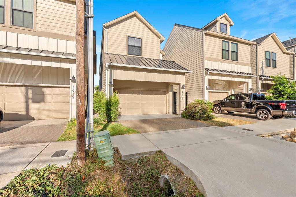 Foto principal - 1608 Northwood St