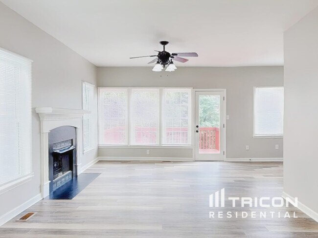 Foto del edificio - 4815 Elmhurst Ridge Ct