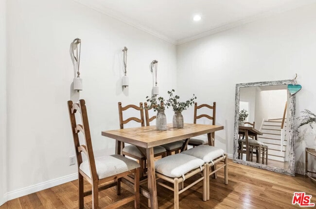 Building Photo - 1108 18th St