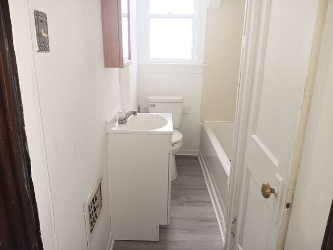 Foto del edificio - 414 S 10th St