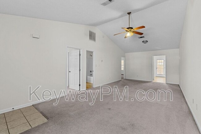 Building Photo - 301 Brock Ln