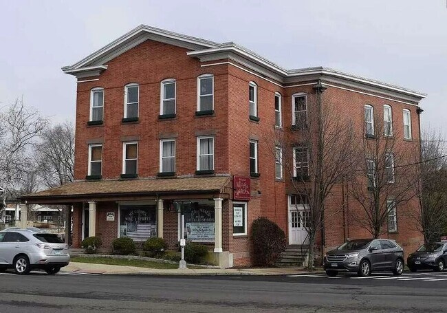 Building Photo - 2975 Whitney Ave