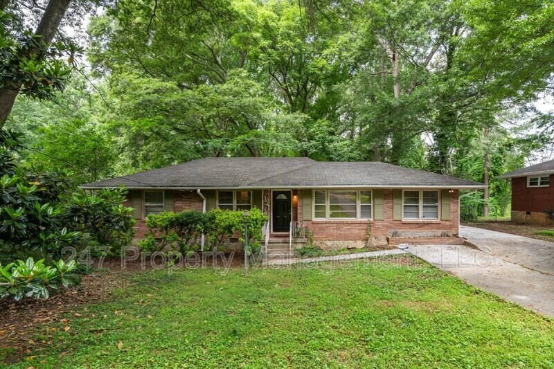 2112 Shady Ln, Tucker, GA 30084 House Rental in Tucker, GA