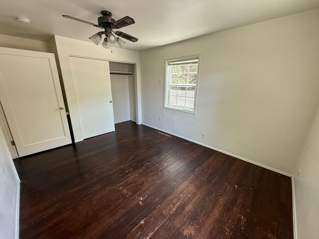 Building Photo - 1372 Vallombrosa Ave