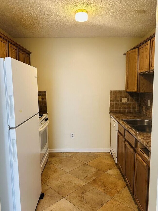 Foto del edificio - 5873 Eagles Crossing Ln