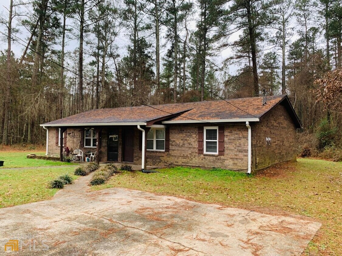 556 Arnold Ln, Hiram, GA 30141 Townhouse for Rent in Hiram, GA