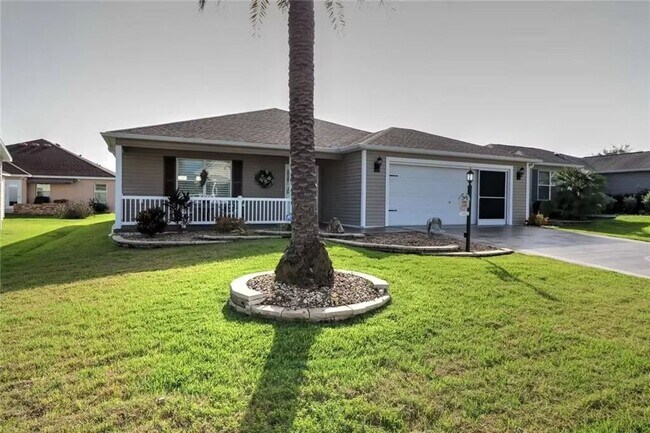 Building Photo - M2393 Carriage Hill Way (VC/M5)