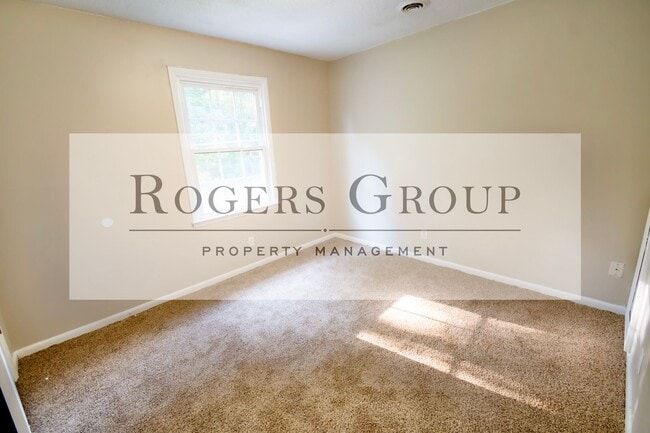 Building Photo - #391*** - 53-55 Horseshoe Bend Rd Duplex