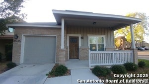 Building Photo - 8535 Pecan Cross