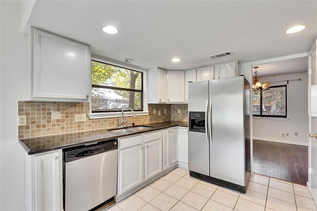 Foto del edificio - 7501 Gaines Mill Ln