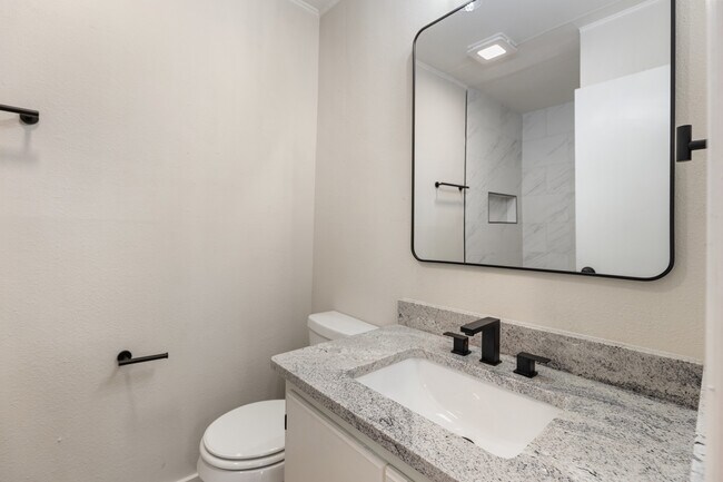 Foto del edificio - 6608 SE 15th St