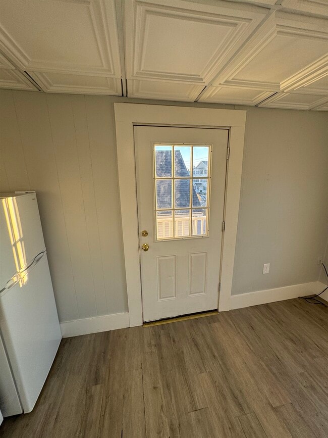 Foto del edificio - 30 Ledge St