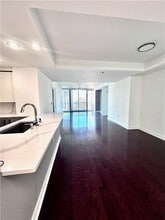 Building Photo - 3338 Peachtree Rd NE