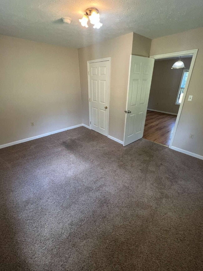 Foto del edificio - Charming 2-Bedroom Home Plus Bonus Attic S...
