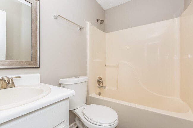 Foto del edificio - 1585 Patterson Ln