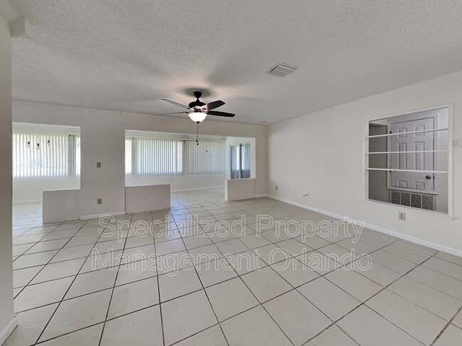 Foto del edificio - 10631 Deergrass Ln