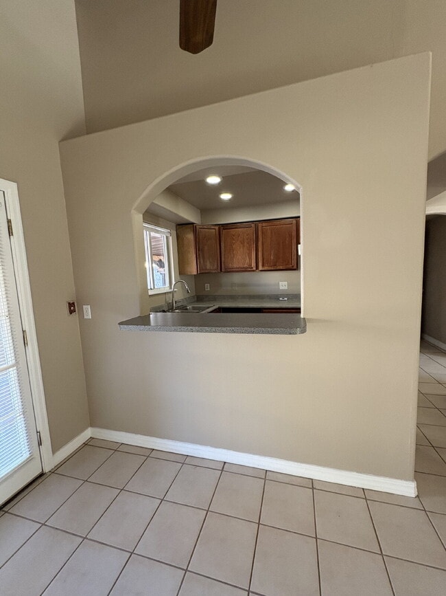 Foto del edificio - 3 bedroom - Allison