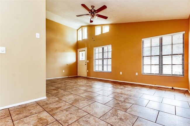 Foto del edificio - 7737 Turnbridge Dr