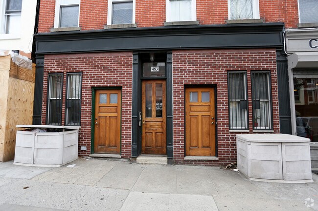 Building Photo - 483 Court St