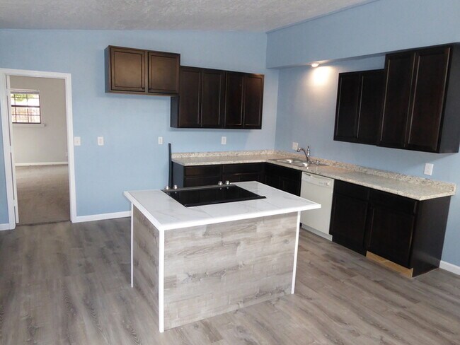 Building Photo - SCHEDULE YOUR SHOWING TODAY