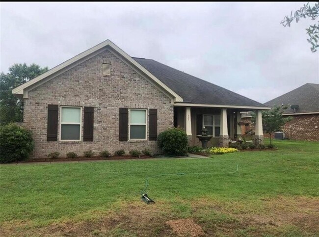 Building Photo - 728 Amador Avenue