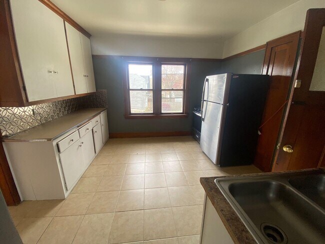Foto del edificio - 2259 N 72nd St