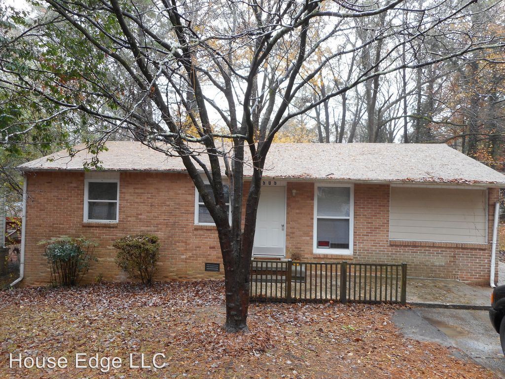 Primary Photo - 505 Bolton Rd NW