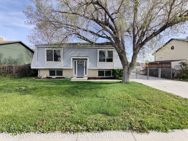 Building Photo - 4 br, 2 bath House - 4940 W 3850 S