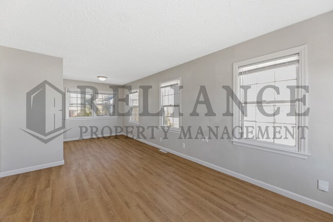 Building Photo - 921 N Edgemoor St