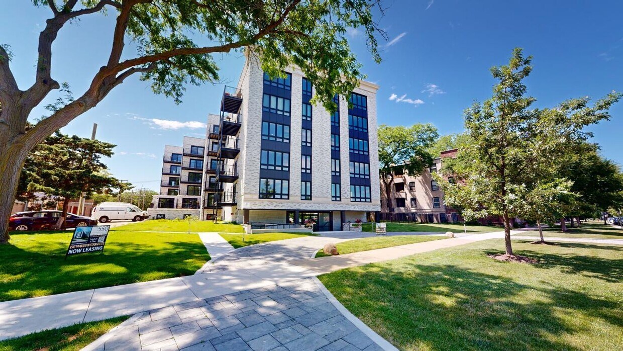 Foto principal - 550 Sheridan Square