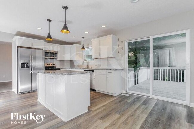 Building Photo - 9655 Fallsridge Court
