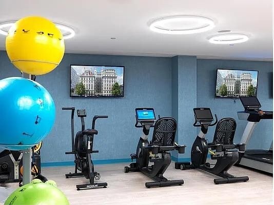 Foto del edificio - 301 W 118th St