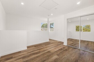 Building Photo - 6729 Amigo Ave