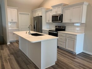 Building Photo - 10379 Wayborough Ln