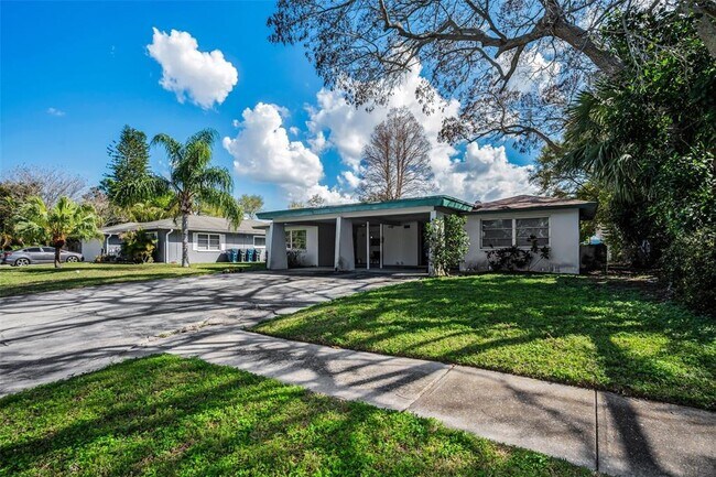 Foto del edificio - 2664 Sunny Breeze Ave