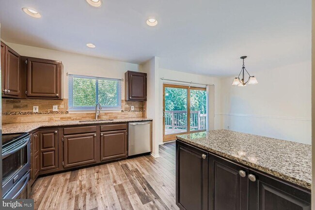 Foto del edificio - 9415 Joppa Pond Rd