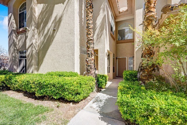 Foto del edificio - 2050 W Warm Springs Rd