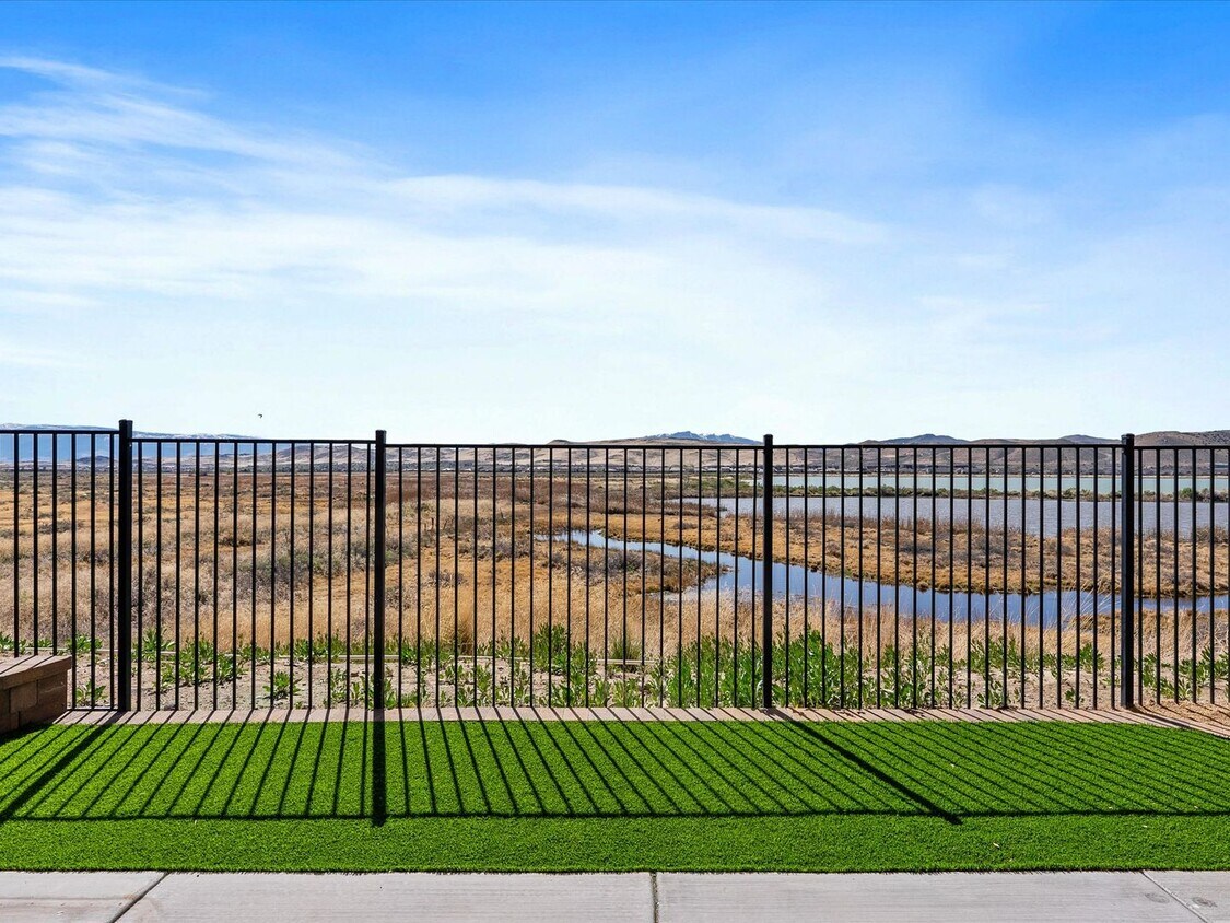Foto principal - The Juniper - Beautiful 3 Bedroom, 2.5 Bat...