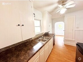 Building Photo - 2149 Alvin St
