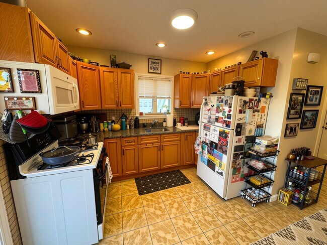 Foto del edificio - 169 Elm St