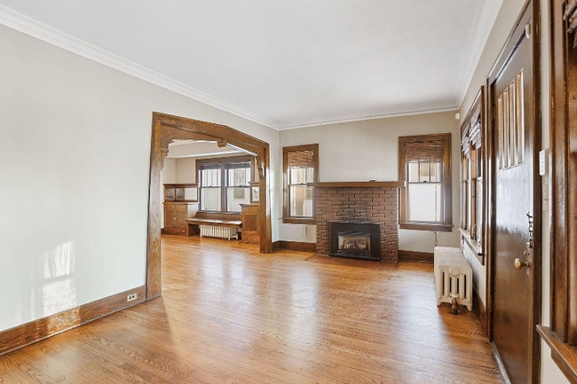 Foto del edificio - 1377 Jefferson Ave