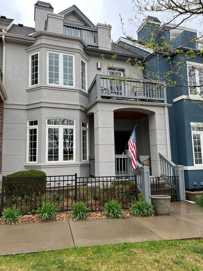 Building Photo - 533 Laramie Blvd