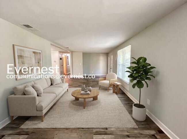 Foto del edificio - 2975 Sharon Ln