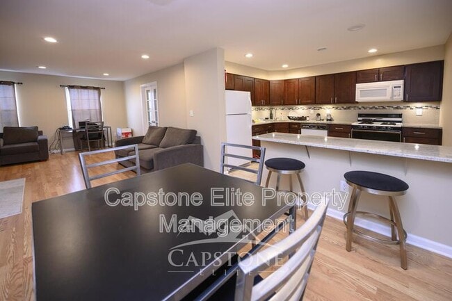 Building Photo - 4 Rutgers Dr