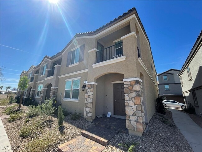 Building Photo - 460 Ylang Pl