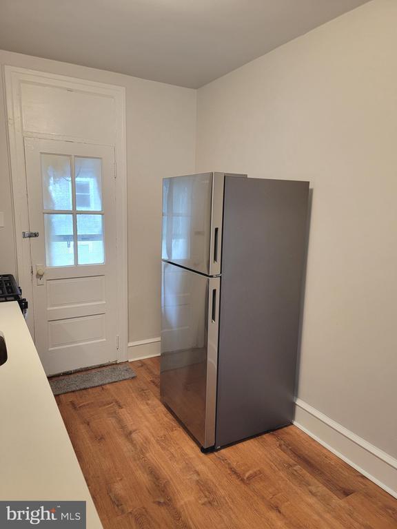 Foto principal - 56 E Spring Ave