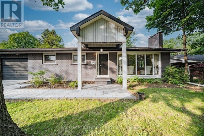 Building Photo - 1277 Gainsborough Dr