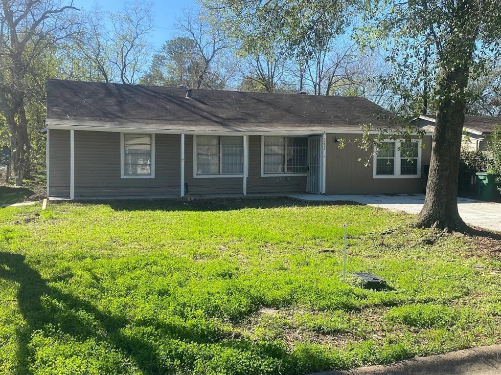 5222 Lyndhurst Dr, Houston, TX 77033 House Rental in Houston, TX
